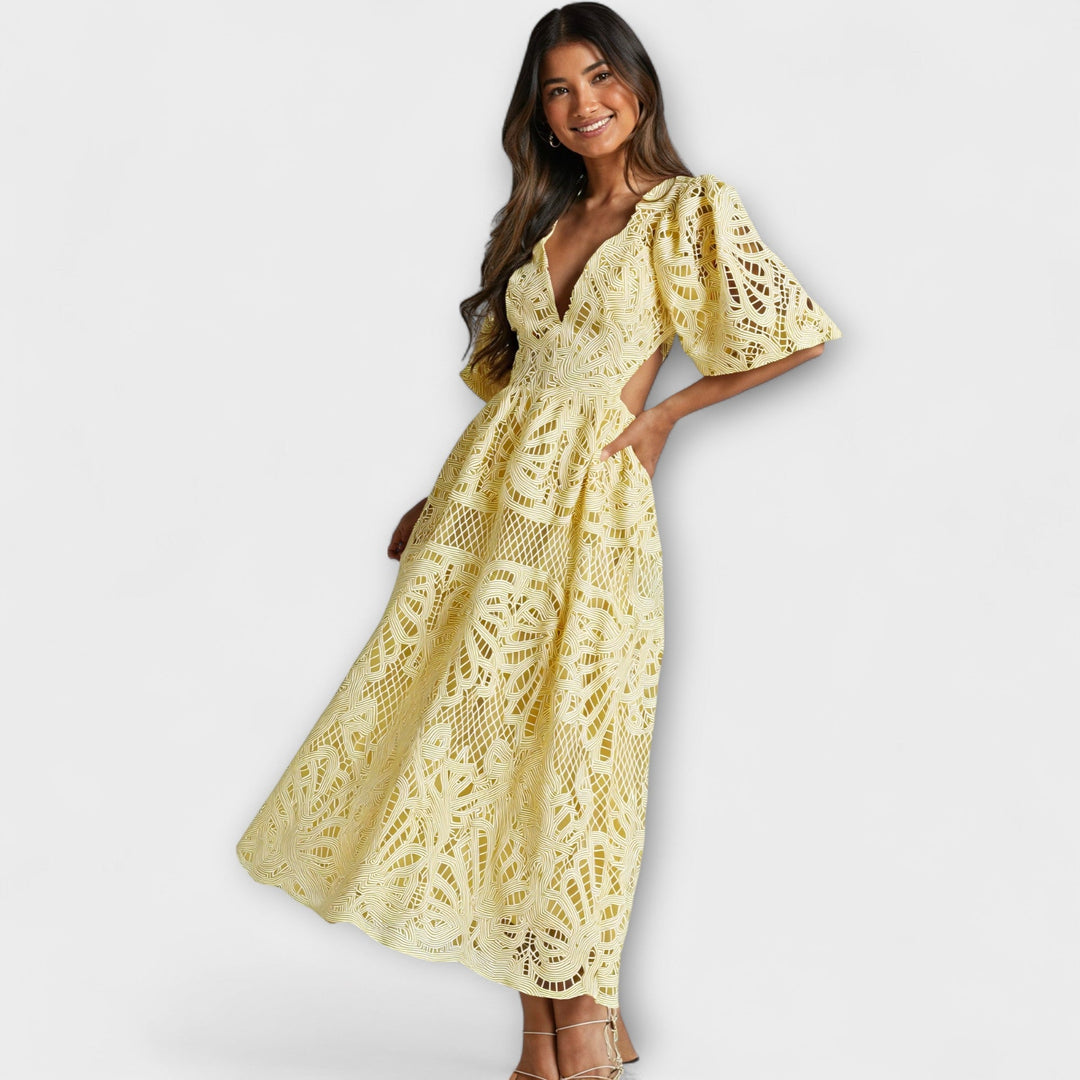 Sira | Midišaty s výšivkou a průstřihy