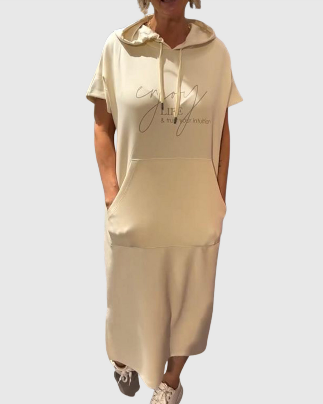 Ebba | Volné šaty s kapucí a ženským střihem