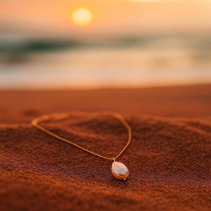 Meredith | Náhrdelník s přívěskem z perel